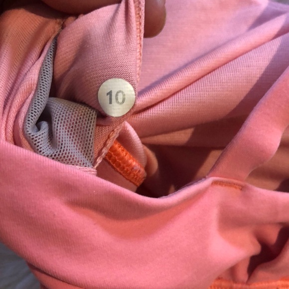 Lululemon Energy Bra in Peach/Pink - Picture 5 of 6